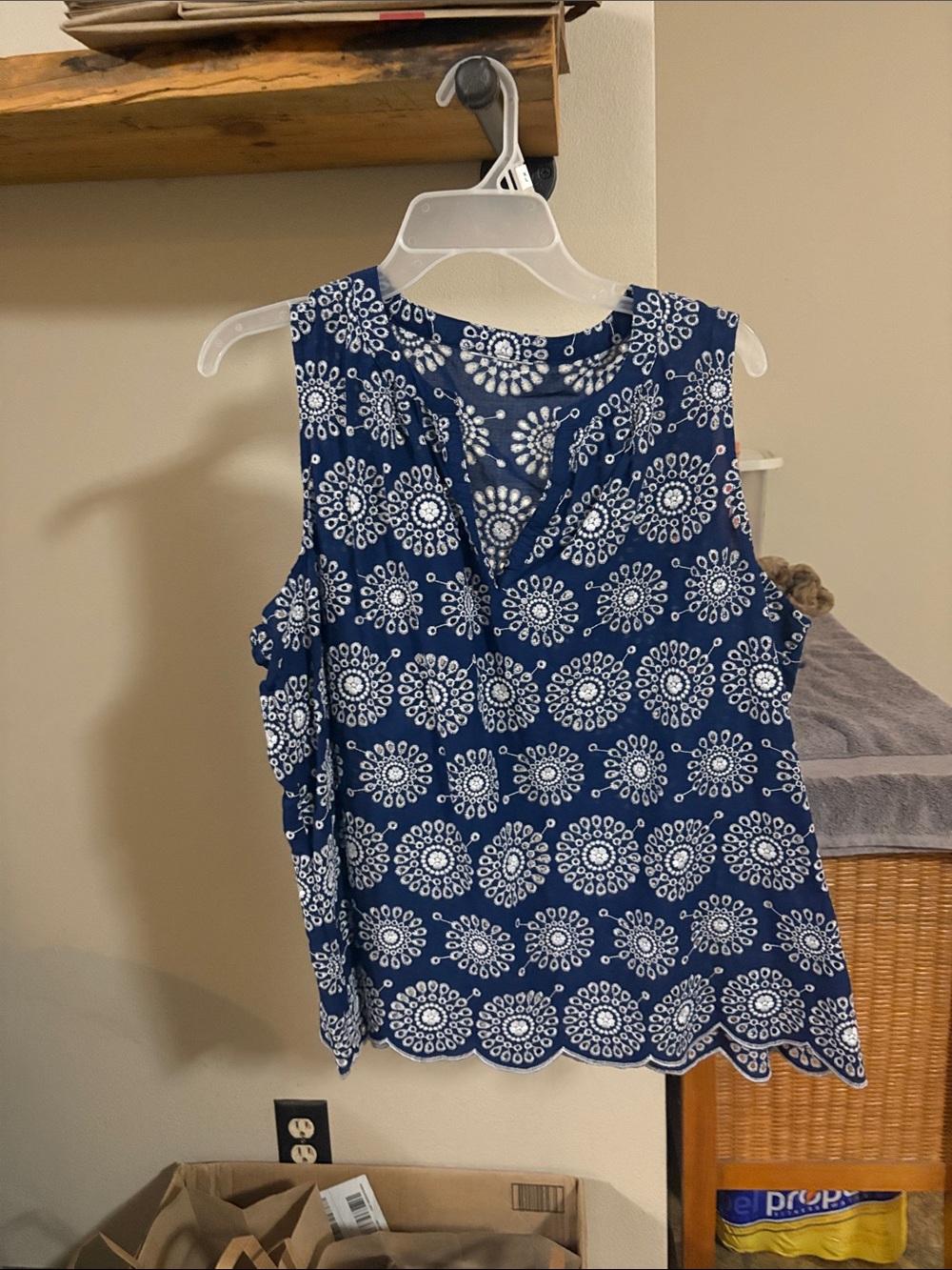 Navy Sleeveless Floral Eyelet Tank Top